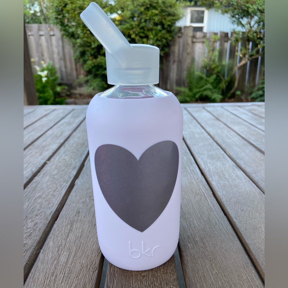 bkr 500mL Water Bottle - Lilac with Silver Heart